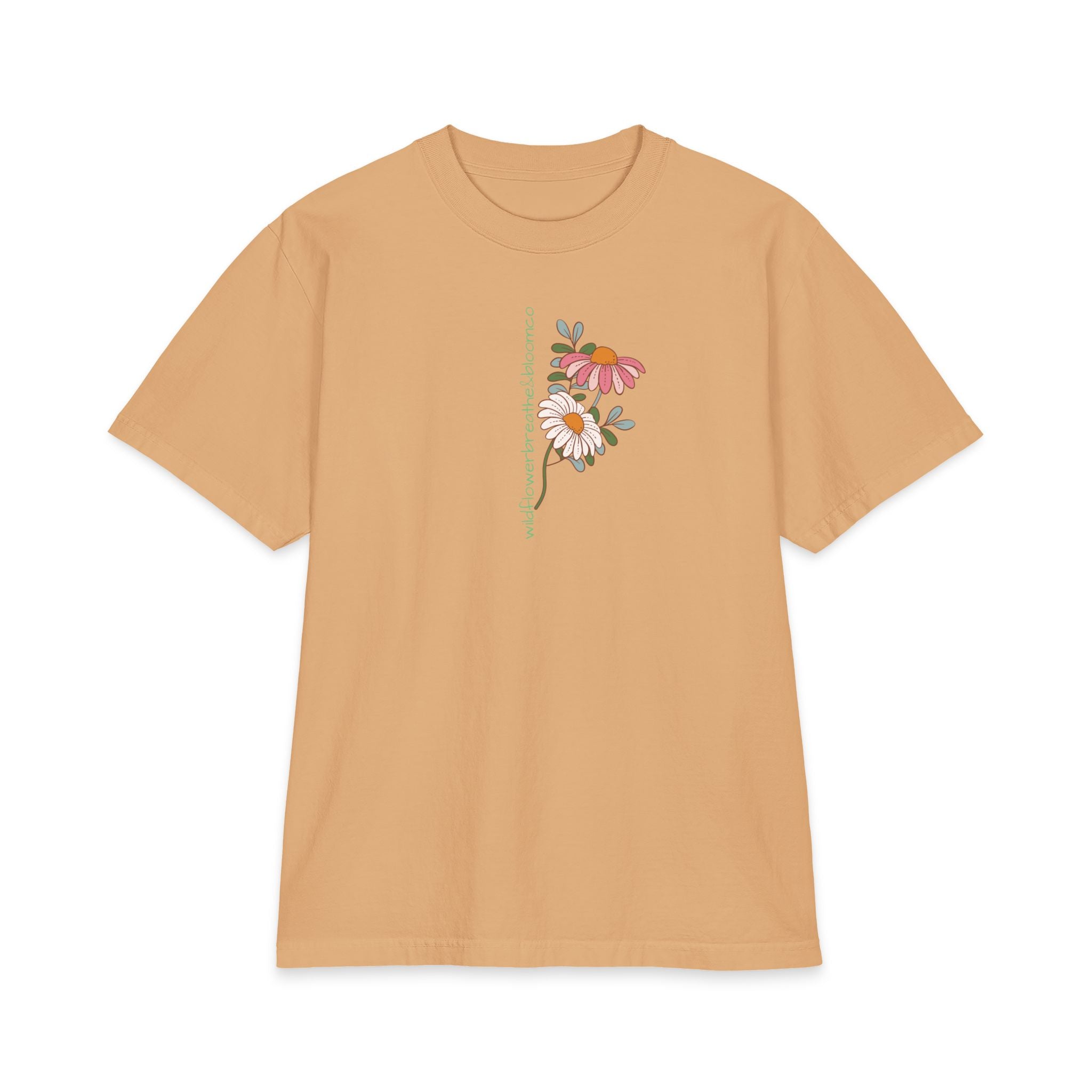 Retro Daisy Floral Tee — Vintage 60s-Inspired Flower Graphic T-Shirt