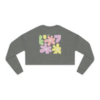 Floral Daisy Cropped Sweatshirt — Retro Pastel Flower Graphic