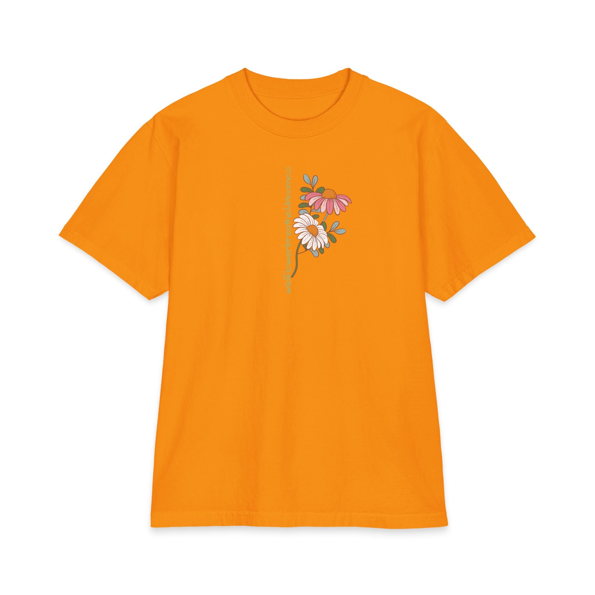 Retro Daisy Floral Tee — Vintage 60s-Inspired Flower Graphic T-Shirt